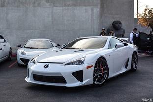 国产超跑提车视频真实,揭秘国产超跑提车瞬间