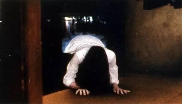 国产恐怖片男女亲吻视频,国产恐怖片中的禁忌之吻